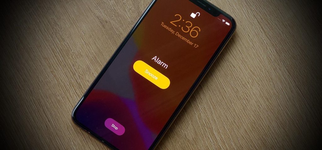 how-to-adjust-the-alarm-s-volume-on-iphone-maker-s-aid